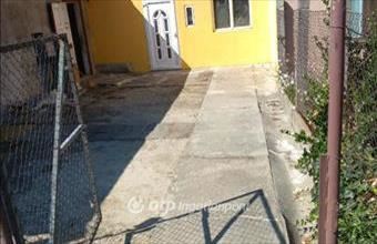 Eladó Dunaszekcsői családi ház hirdetés (34246343)