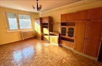 Eladó Győri panel lakás hirdetés (39264551)