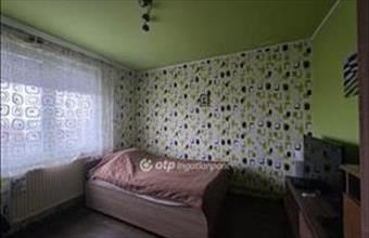 Eladó Békéscsabai panel lakás hirdetés (32322238)