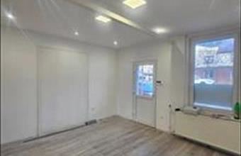 Kiadó Dunakeszi üzlethelyiség utcafronton hirdetés (28249859)