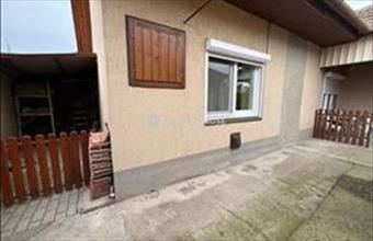 Eladó Kecskeméti családi ház hirdetés (93476938)