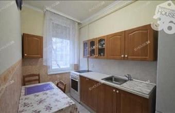 Eladó Nagykőrösi tégla lakás hirdetés (64337269)