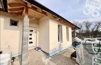 Eladó Kecskeméti családi ház hirdetés (97423554)