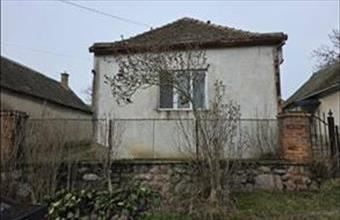 Eladó Bakonyai családi ház hirdetés (62177973)