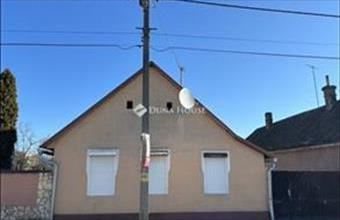 Eladó Decsi családi ház hirdetés (98814362)