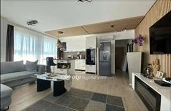 Eladó Siófoki tégla lakás hirdetés (35352793)