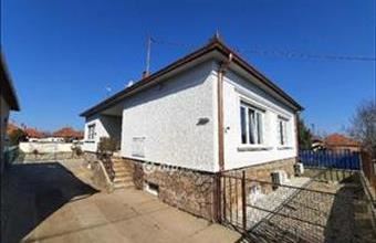 Eladó Nagykőrösi családi ház hirdetés (94682477)