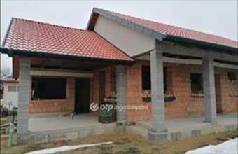 Eladó Ceglédi hétvégi ház hirdetés (39635595)