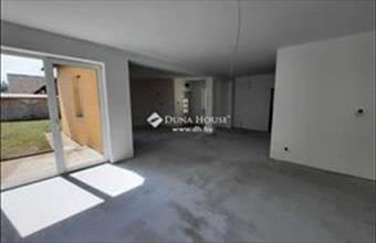 Eladó Jászberényi sorház hirdetés (83951574)