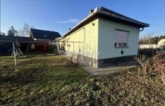 Eladó Jászberényi családi ház hirdetés (92673374)