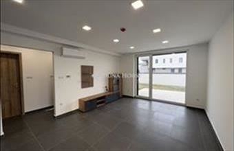 Kiadó Vámosszabadi tégla lakás hirdetés (73748494)