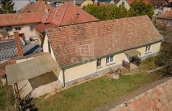 Eladó Váchartyáni családi ház hirdetés (79766342)