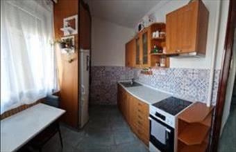 Cserélhető Győri panel lakás hirdetés (83221694)