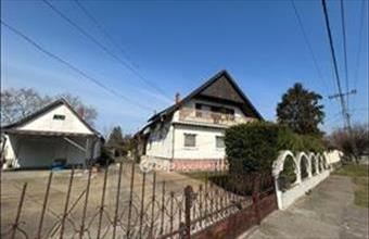 Eladó Kiskőrösi családi ház hirdetés (42474345)