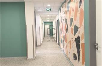 Kiadó Budapest XV. kerületi iroda irodaházban hirdetés (98819377)