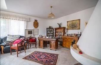 Eladó Pomázi családi ház hirdetés (94725235)