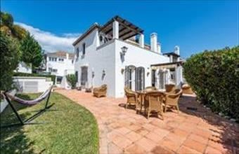 Eladó Spanyolországi tégla lakás hirdetés (47735776)