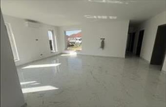 Eladó Kótaji családi ház hirdetés (35851382)