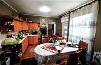 Eladó Leveleki családi ház hirdetés (54396376)