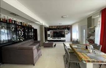 Eladó Sényői családi ház hirdetés (53574297)