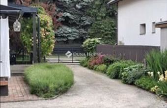 Eladó Velencei családi ház hirdetés (33327647)