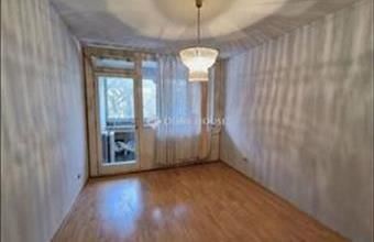 Eladó Budapest III. kerületi panel lakás hirdetés (35792646)