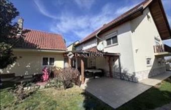 Eladó Pogányi családi ház hirdetés (54528255)