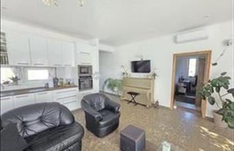 Eladó Nagytarcsai családi ház hirdetés (23655847)