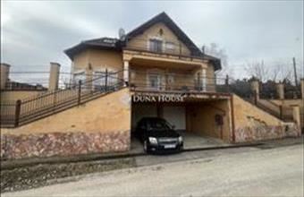 Eladó Úri családi ház hirdetés (23255953)