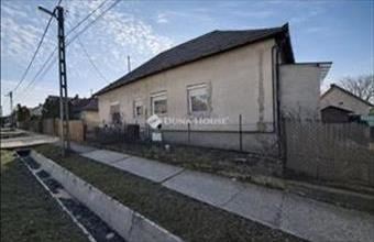 Eladó Gyömrői tégla lakás hirdetés (33393967)