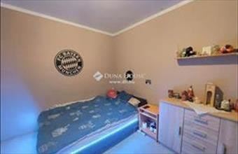 Eladó Szekszárdi panel lakás hirdetés (98765221)