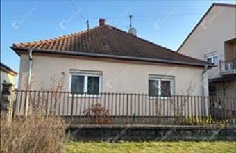 Eladó Győri családi ház hirdetés (38796843)