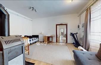 Eladó Besztereci családi ház hirdetés (96734494)