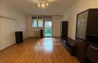 Eladó Kecskeméti panel lakás hirdetés (41214337)