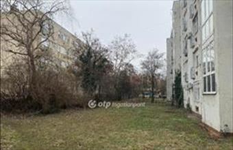 Eladó Szolnoki tégla lakás hirdetés (55323339)