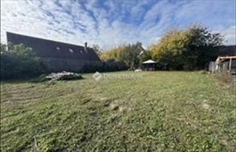 Eladó Pócsmegyeri lakóövezeti telek hirdetés (32594777)