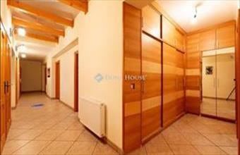 Eladó Csomádi családi ház hirdetés (83773245)