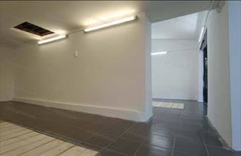 Eladó Oroszlányi egyedi garázs hirdetés (17565439)