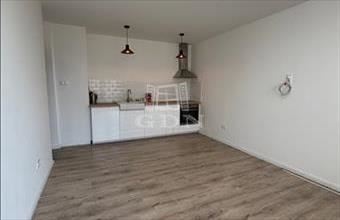 Kiadó Tatai tégla lakás hirdetés (37749563)