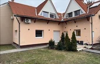 Eladó Budapest XX. kerületi családi ház hirdetés (34424534)