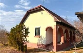 Eladó Szentmártonkátai családi ház hirdetés (34674578)