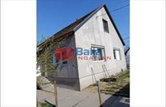 Eladó Tököli családi ház hirdetés (56298764)