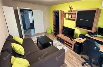 Eladó Székesfehérvári panel lakás hirdetés (94747311)