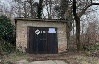 Eladó Lábatlani lakóövezeti telek hirdetés (36835335)