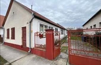 Eladó Harkányi családi ház hirdetés (31643375)