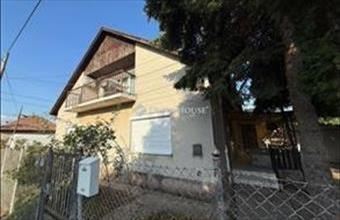 Eladó Vecsési házrész hirdetés (74684753)