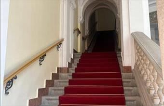 Kiadó Budapest V. kerületi iroda irodaházban hirdetés (38343434)