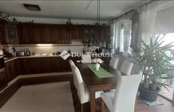 Eladó Pomázi családi ház hirdetés (74312929)