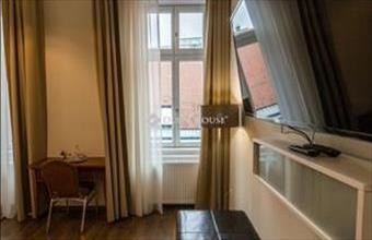 Eladó Budapest VII. kerületi tégla lakás hirdetés (45282542)