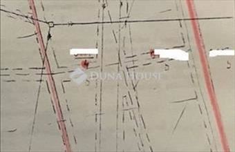 Eladó Bicskei külterületi telek hirdetés (26922926)